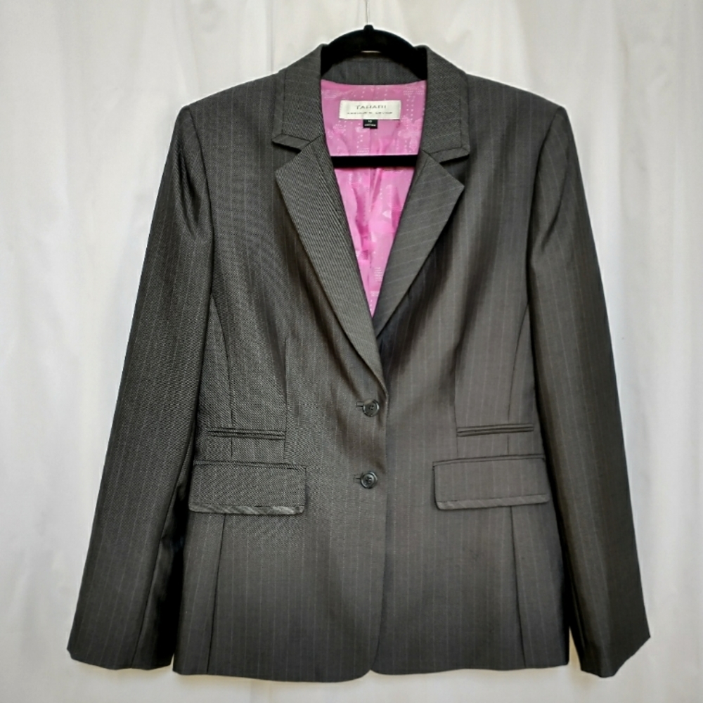 Tahari Arthur S. Levine Pinstripe Long Sleeve Grey Blazer Size 10